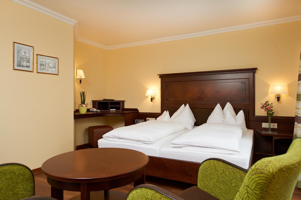 Hotel Zur Post باد كوتستينغ المظهر الخارجي الصورة